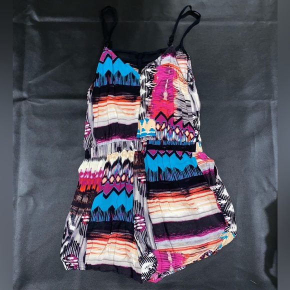 Multi-Colored Romper - Picture 5 of 7